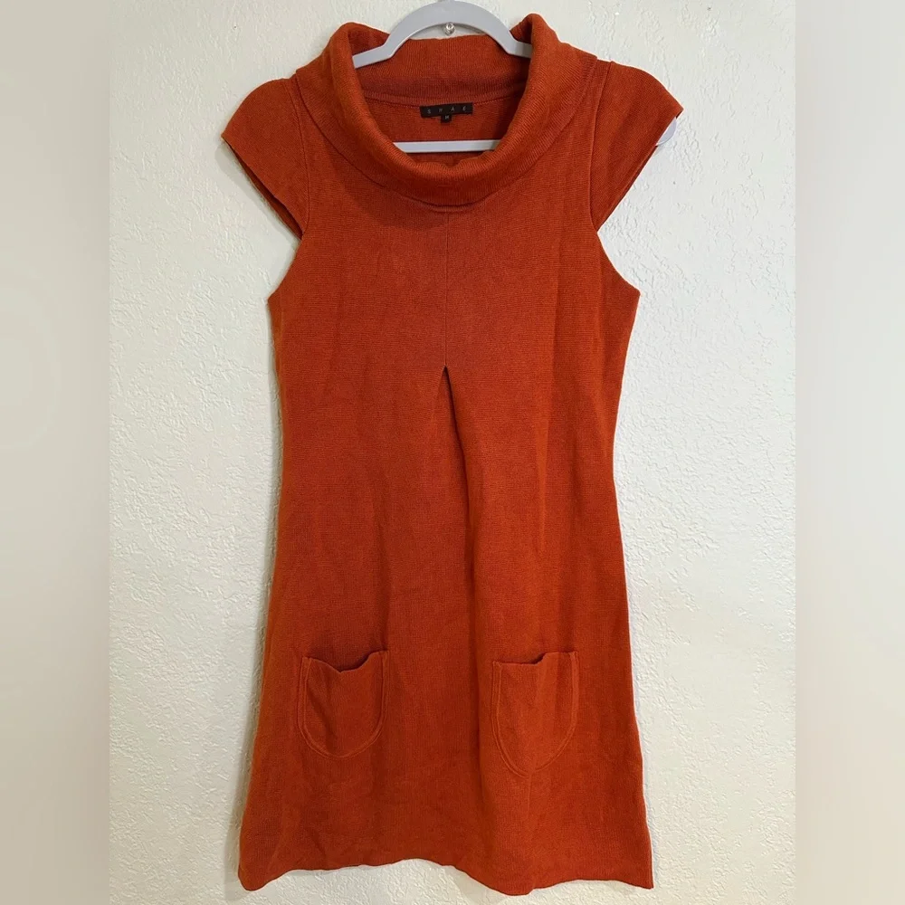 Shae Women’s Sweater Dress Cowl Neck Rust Front Pockets Size M - Picture 2 of 11